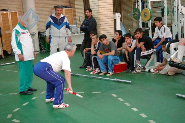  استعداد یابی فدراسیون وزنه برداری با همکاری آکادمی ملی المپیک اردیبهشت 1387 18