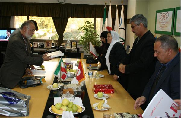 بازدید وزیر ورزش تونس