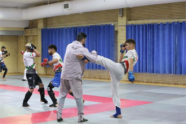 بازدید رئیس فدراسیون انجمن های ورزش های رزمی از اردوی تیم ملی mma (2 دی 1404)  15