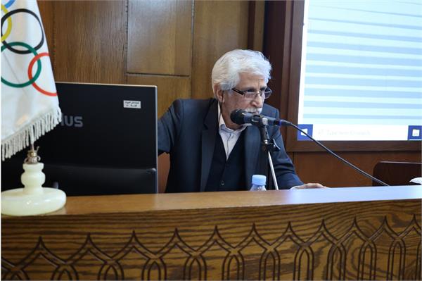 جلسه بررسی سند تحول برنامه های کمیته ملی پارالمپیک (16 بهمن 1403) 10