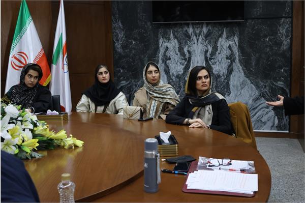 هفتمین جلسه مشاوره گروهی ورزشکاران تیم های ملی (7 بهمن 1403) 2