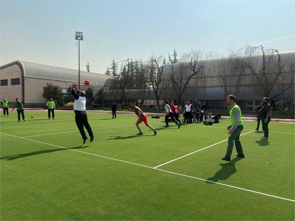 مسابقات ورزشی گرامیداشت دهه فجر ویژه پرسنل 6