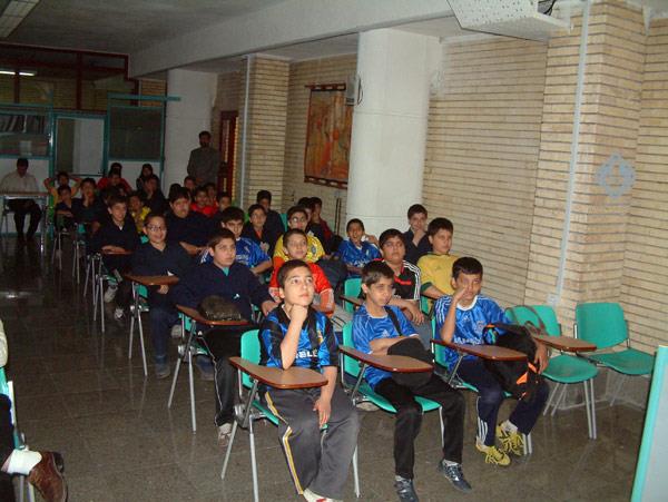 آموزش المپیزم ویژه دانش آموزان دبستان شهید معینی تهران، 21/2/87 2