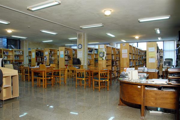 Library  info. Center  9