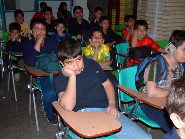 آموزش المپیزم ویژه دانش آموزان دبستان شهید معینی تهران، 21/2/87 6