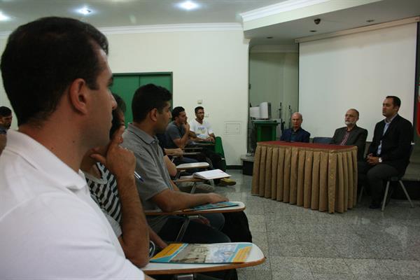 افشارزاده 