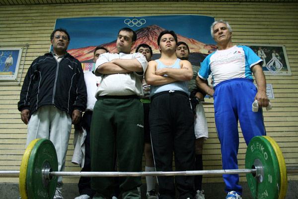 تمرین تیم وزنه برداری معلولین سندرم دان، 22/7/87 18