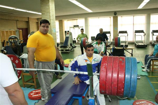 وزنه برداری