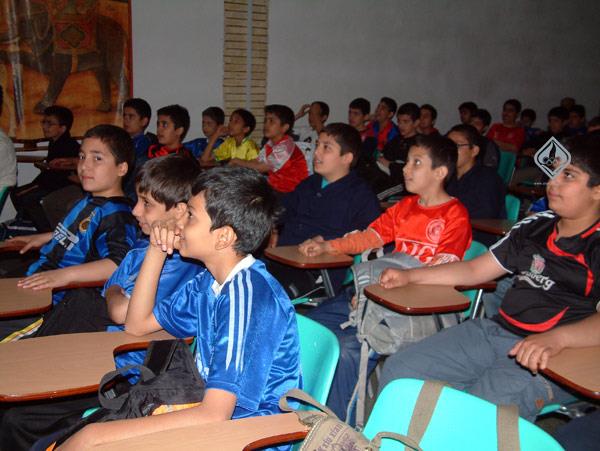 آموزش المپیزم ویژه دانش آموزان دبستان شهید معینی تهران، 21/2/87 4