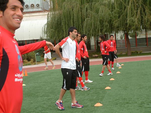 تمرین تیم پرسپولیس در اکادمی ملی المپیک 25/8/87 1