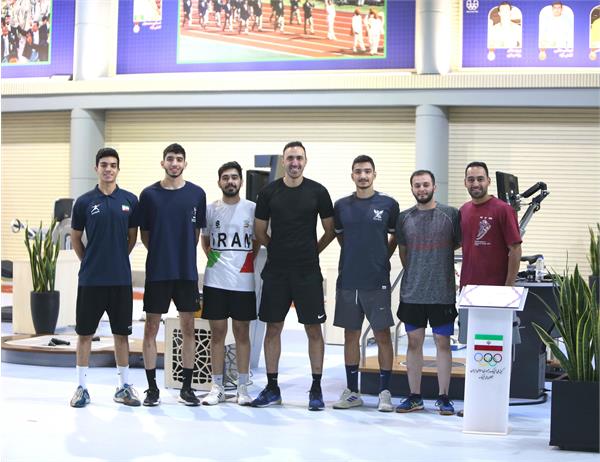 تیم های ملی شمشیربازی اسلحه سابر و اپه در آزمون های آمادگی جسمانی (26 شهریور 1404) 15