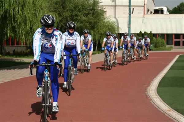 شروع تور ایرانگردی دوچرخه سوار نروژی از آکادمی 