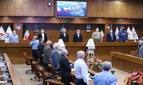 رونمایی از سردیس ناطق نوری