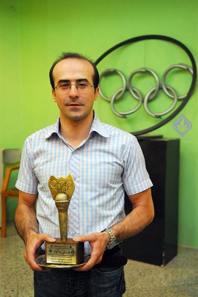 تجلیل از برگزیدگان اولین دوره مسابقه ورزش و موسیقی 18/2/87  33