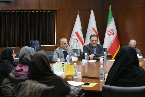 نشست مشترک نمایندگان کمیته ملی المپیک و سازمان پژوهش و برنامه‌ریزی آموزشی وزارت آموزش و پرورش (25 آذر 1404) 12