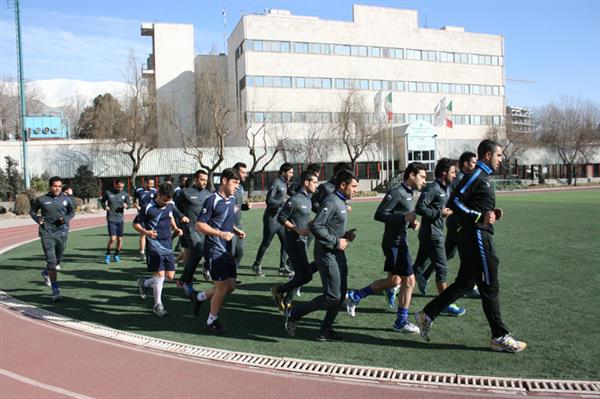 استقلال قبل از دربی 