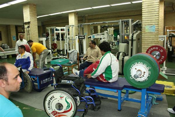 وزنه برداری