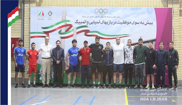 تیم ملی کشتی فرنگی در آزمون های آمادگی جسمانی (16 فروردین 1403)