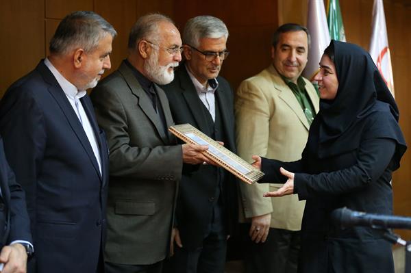 نشست صمیمانه10