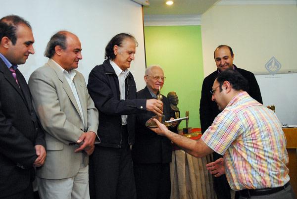 تجلیل از برگزیدگان اولین دوره مسابقه ورزش و موسیقی 18/2/87  18