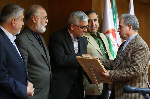 نشست صمیمانه9