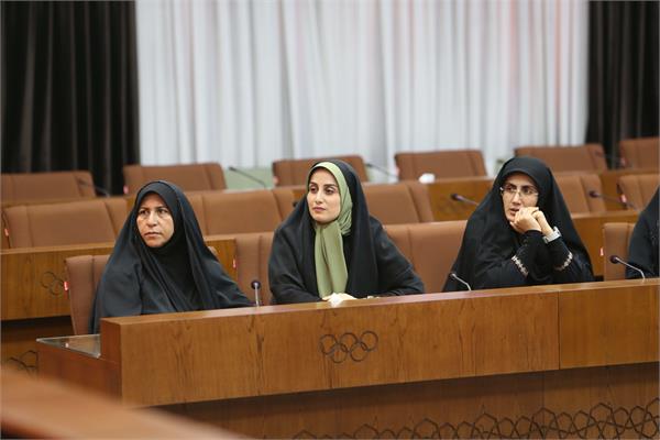 مراسم اختتامیه دوره مدیریت ورزشی المپیک سولیداریتی ویژه مسئولین فرهنگی فدراسیون های ورزشی (13 خرداد 1404) 9