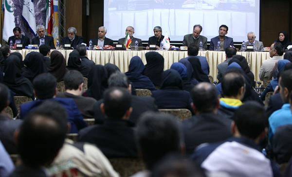 نشست پایان سال 92