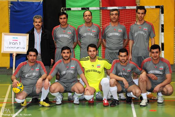 فوتبال دیپلماتها