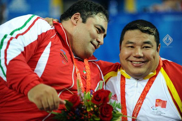 وزنه بردای ایران در پارالمپیک 2008 پکن، عکس: استاد علی کاوه  33