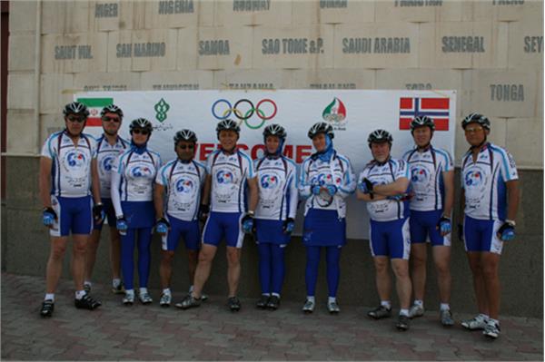 شروع تور ایرانگردی دوچرخه سوار نروژی از آکادمی 