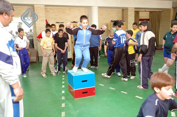  استعداد یابی فدراسیون وزنه برداری با همکاری آکادمی ملی المپیک اردیبهشت 1387 5