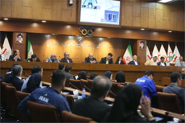 نشست توجیهی و فنی سرپرستان تیم های ملی اعزامی به بازی های آسیایی جوانان بحرین (2 مهر 1404) 18